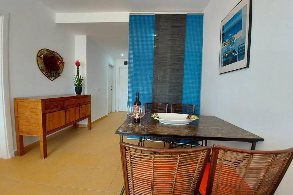 بلايا ذيل كورا Ertel Suite Monte Golf-Vista Mar المظهر الخارجي الصورة
